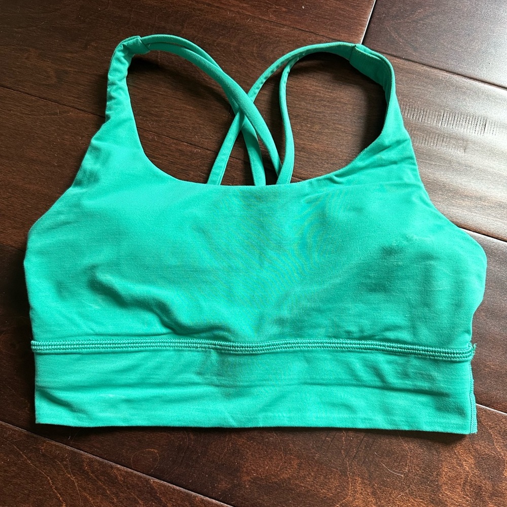 Lululemon sports bra